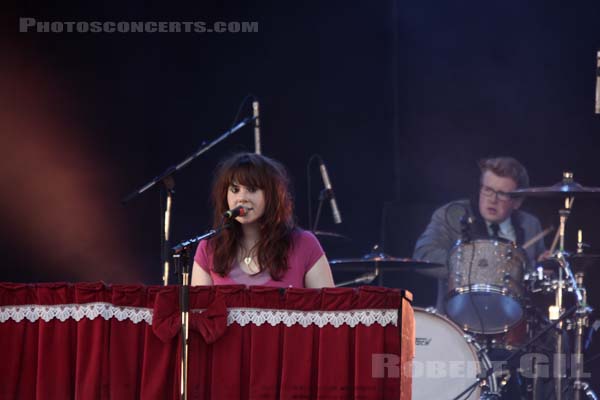 KATE NASH - 2008-08-29 - SAINT CLOUD - Domaine National - Scene de la Cascade - 